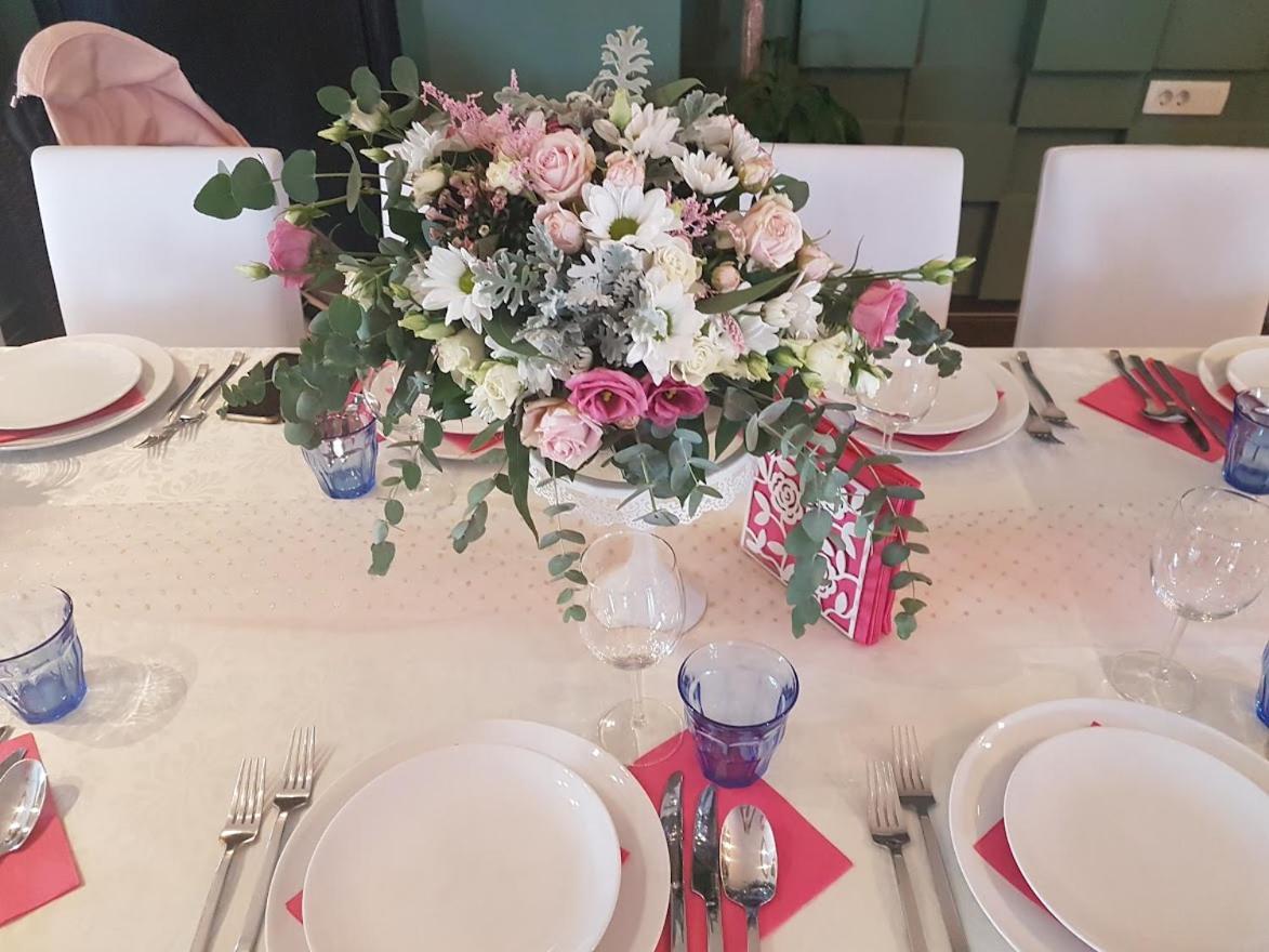 Bed & Breakfast Marta & Tona Кустичи Экстерьер фото