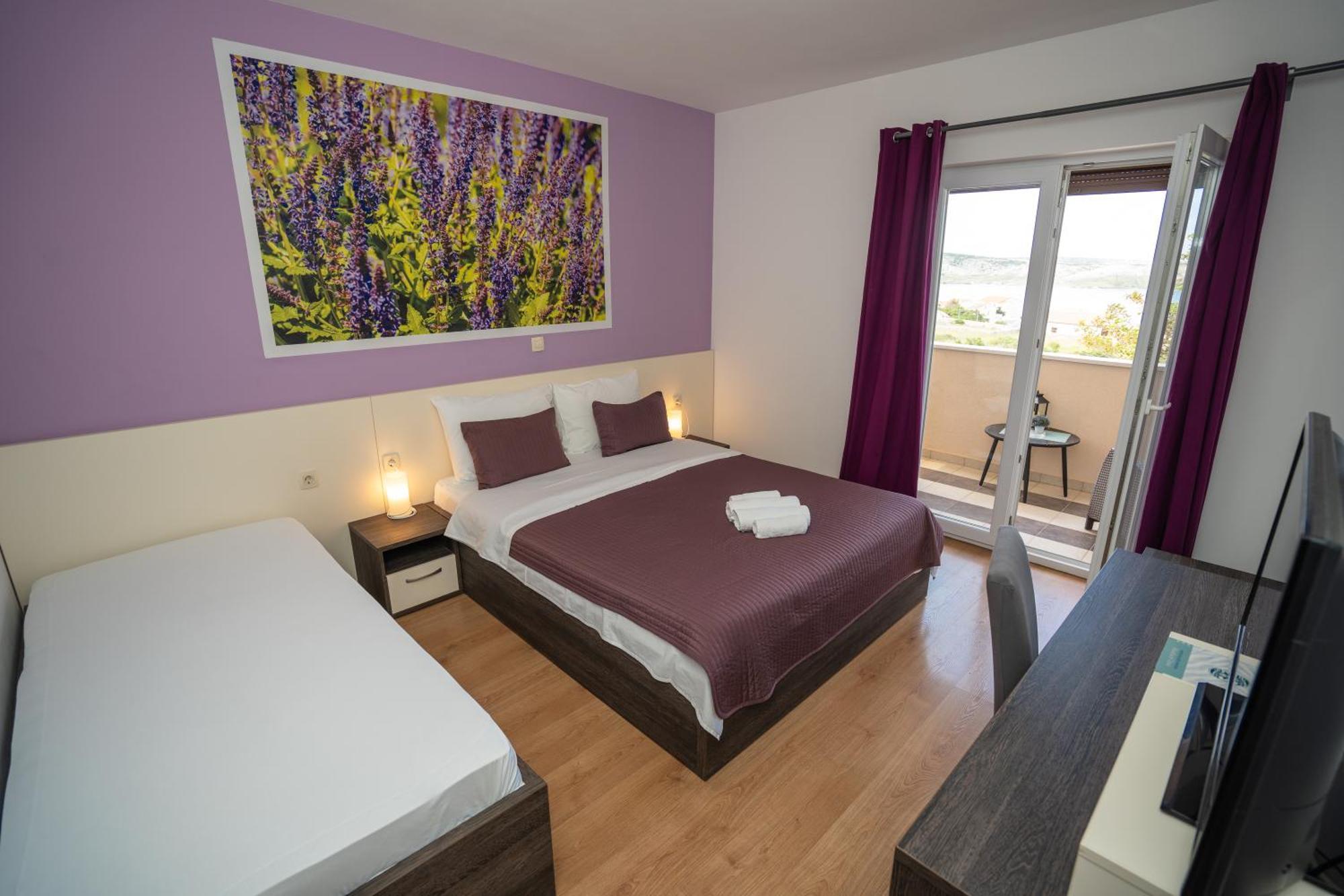 Bed & Breakfast Marta & Tona Кустичи Экстерьер фото