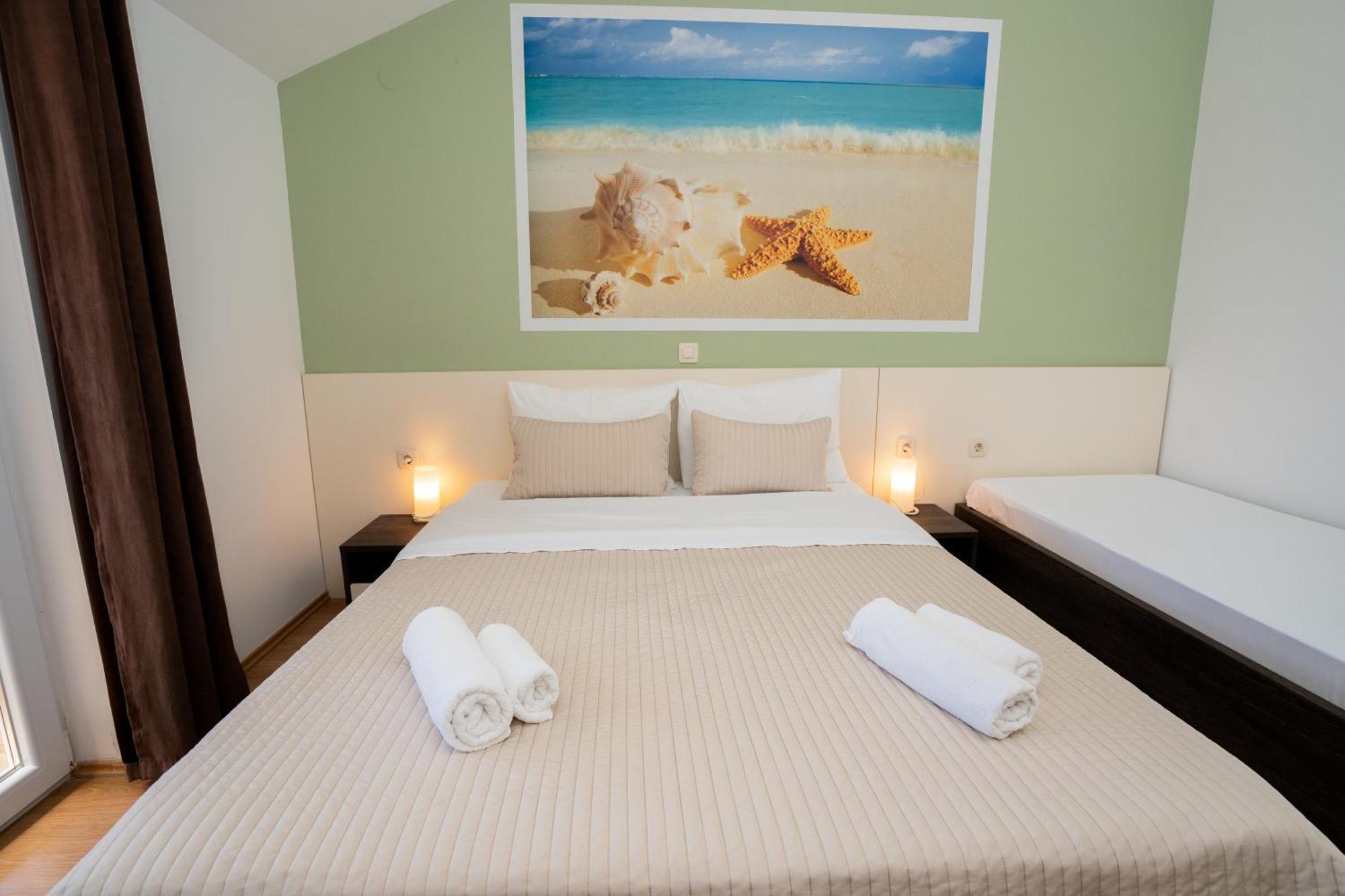 Bed & Breakfast Marta & Tona Кустичи Экстерьер фото