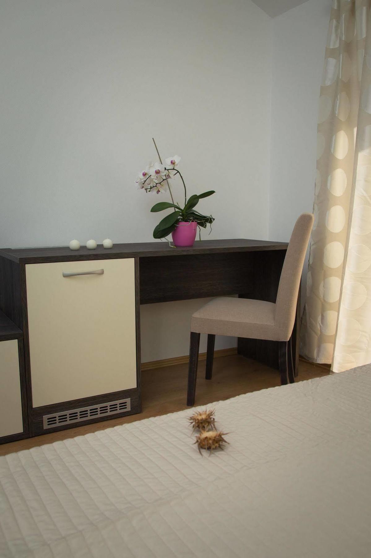 Bed & Breakfast Marta & Tona Кустичи Экстерьер фото