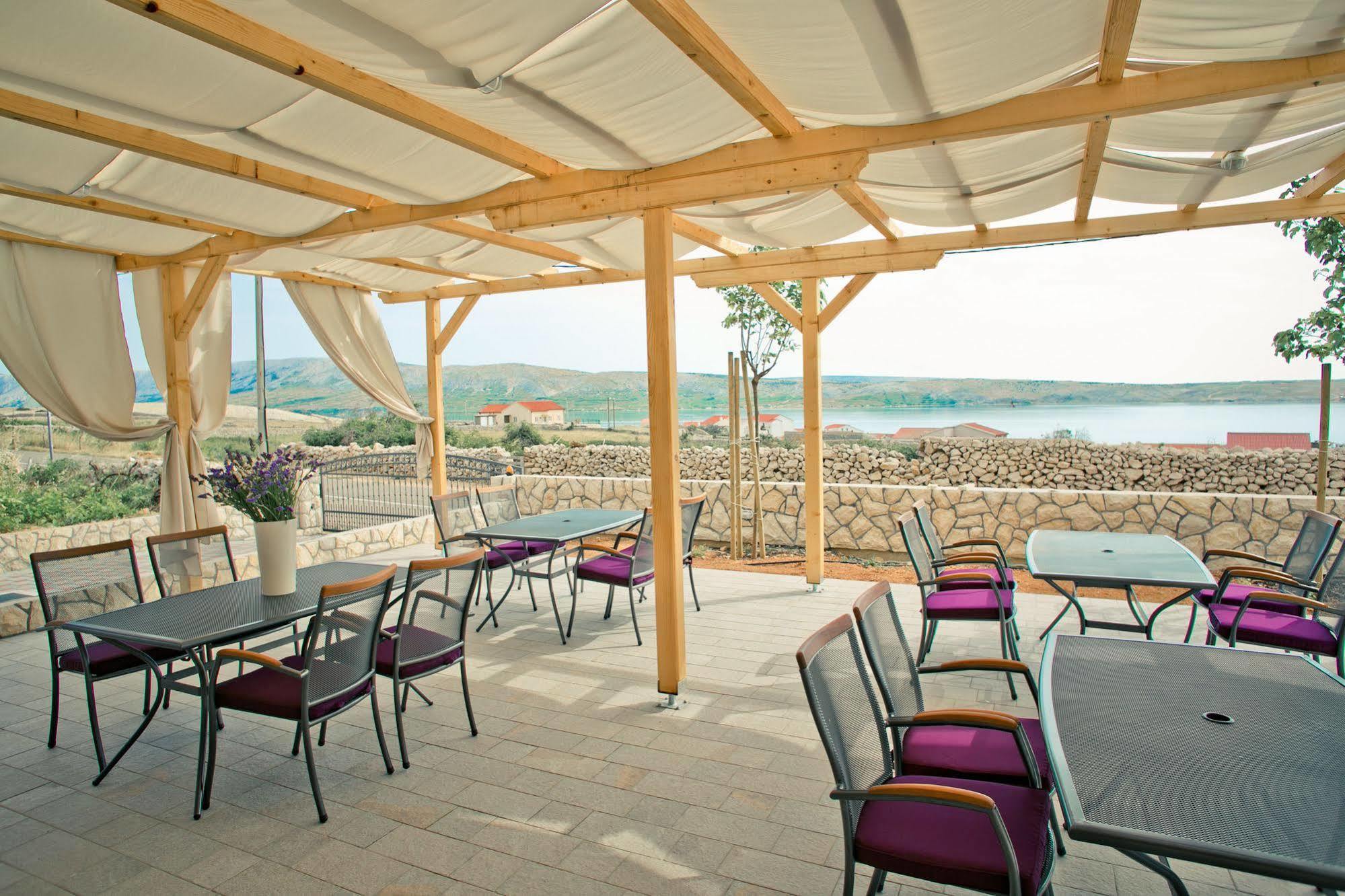 Bed & Breakfast Marta & Tona Кустичи Экстерьер фото